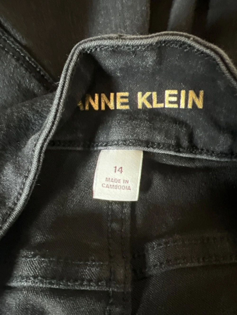 Anne Klein Women’s 14 Black Jean